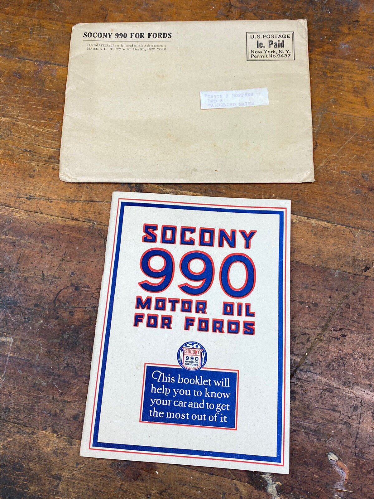 1927 SOCONY 990 Motor Oil for FORDS Booklet w/ Original Envelope MINTY Condition