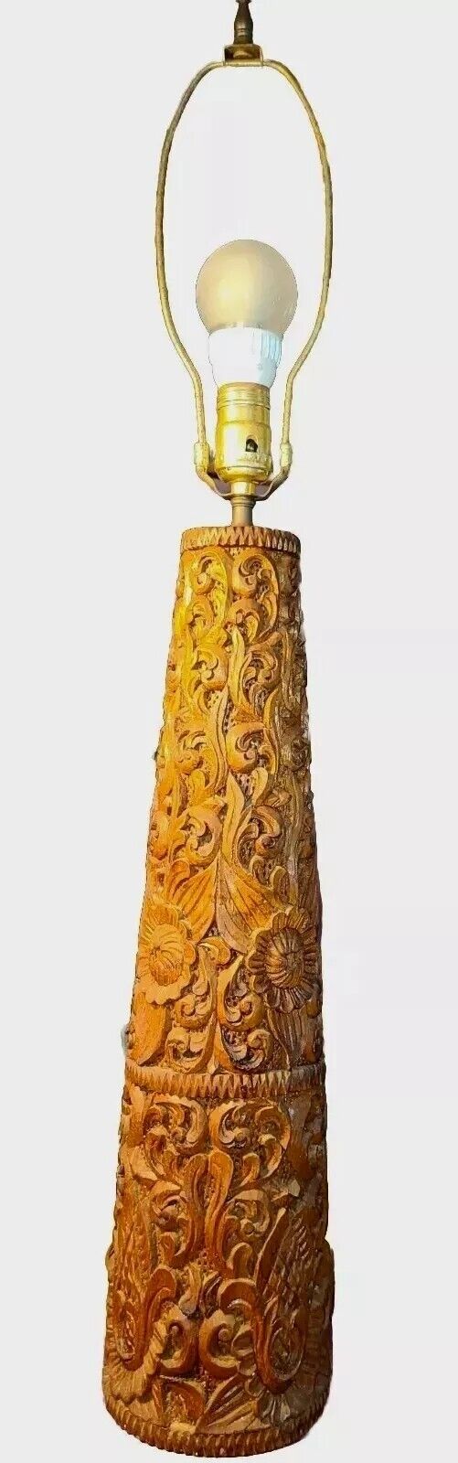 Vintage Hand Carved Wooden Lamp 20\
