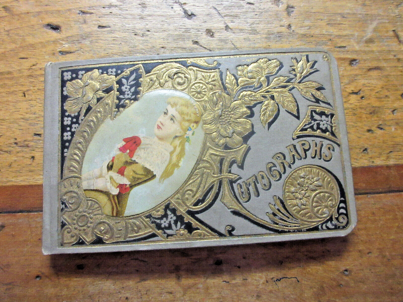 Embossed ANTIQUE EARLY 1900s VICTORIAN AUTOGRAPH KEEPSAKE MEMORY BOOK
