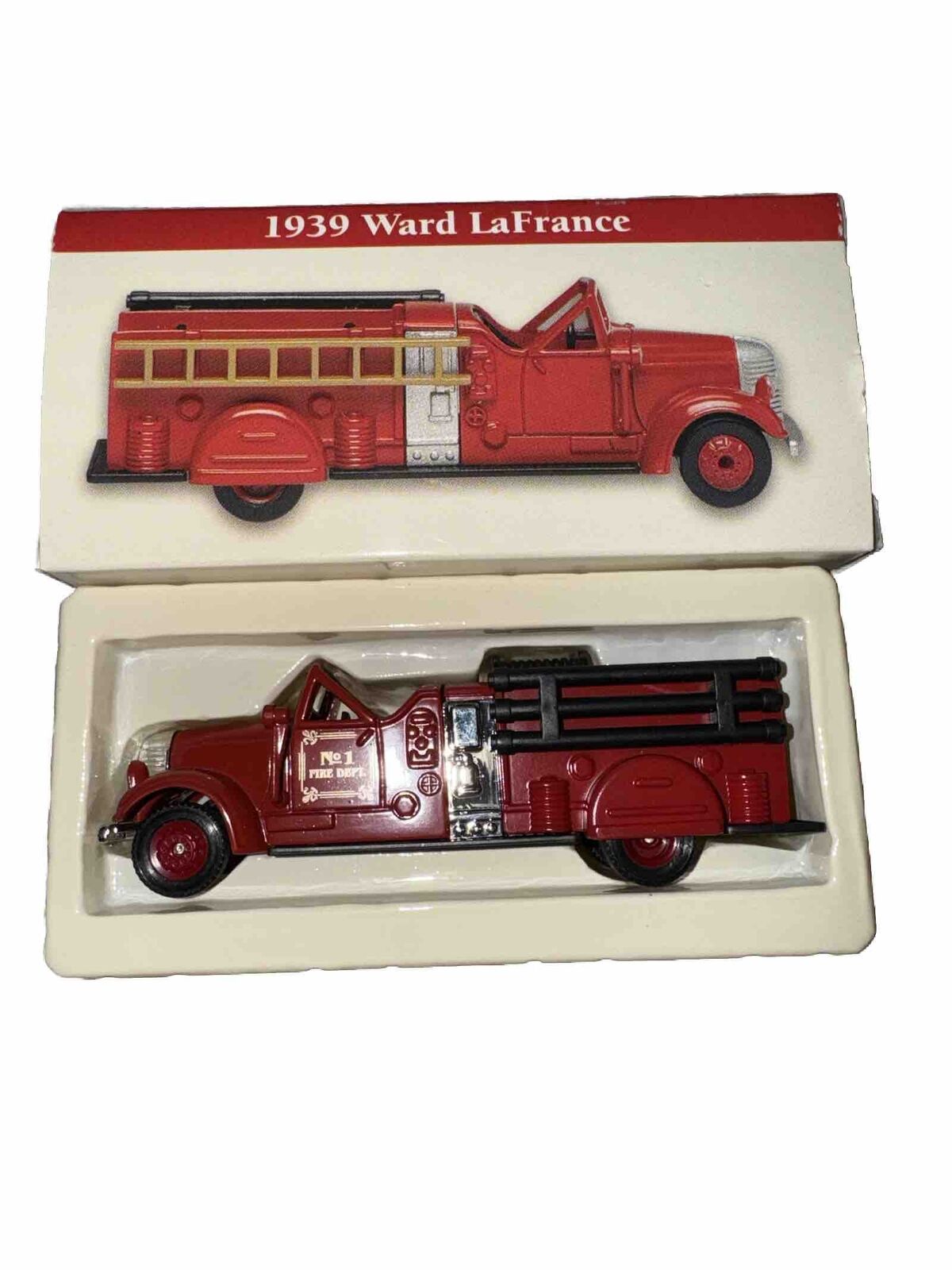 Diecast Fire Truck 1939 Ward LaFrance 1999 Reader\'s Digest Vintage