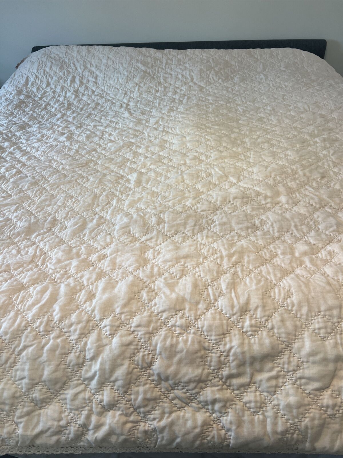 ARTISAN DE LUXE Oatmeal Tan Embroidered Edge INDIA Full Or Queen? Coverlet Quilt