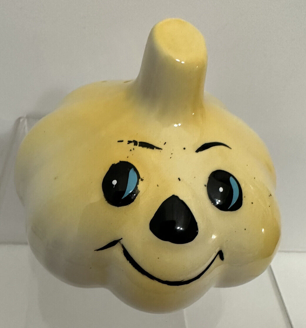 Vintage Anthropomorphic Garlic Head Shaker Garlic Salt Holder Kitchen Happy Face