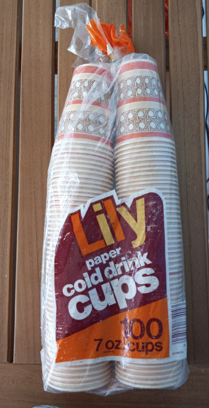 VTG NOS MCM  LILY PAPER CUPS Orange and Tan patterned 100 7oz cups