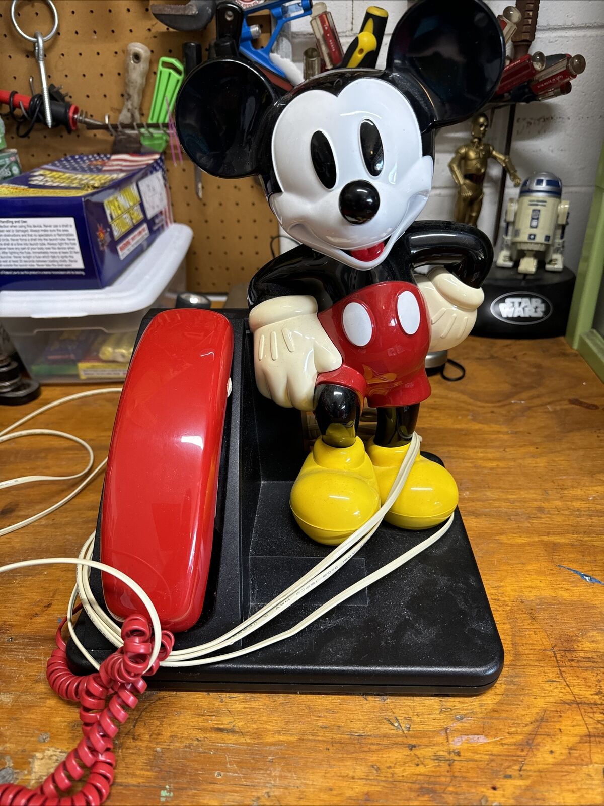 Vintage Walt Disney Mickey Mouse AT&T Telephone Push Button Novelty Phone Works