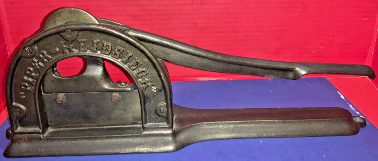 Antique Cast Iron Piper-Heidsieck Tobacco Cutter 2476 (NO BOX)