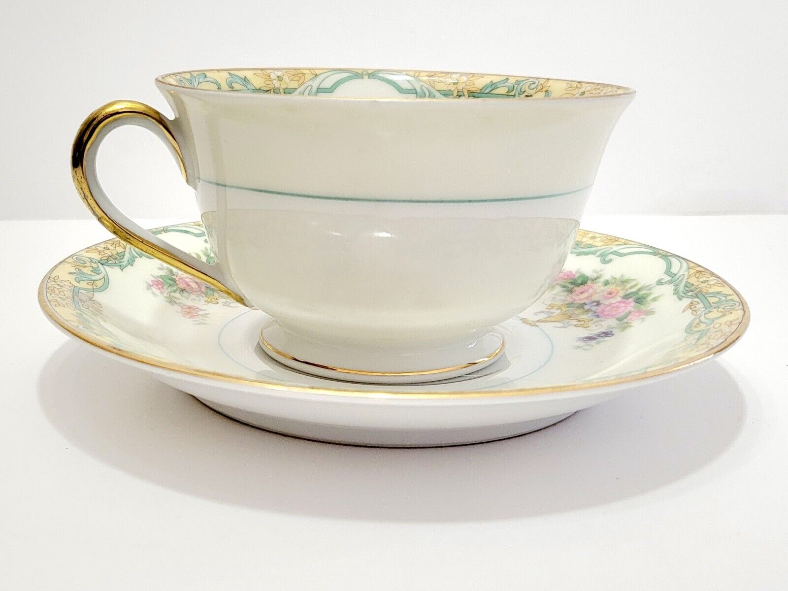 Noritake Vintage Floral Tea Cup and Saucer
