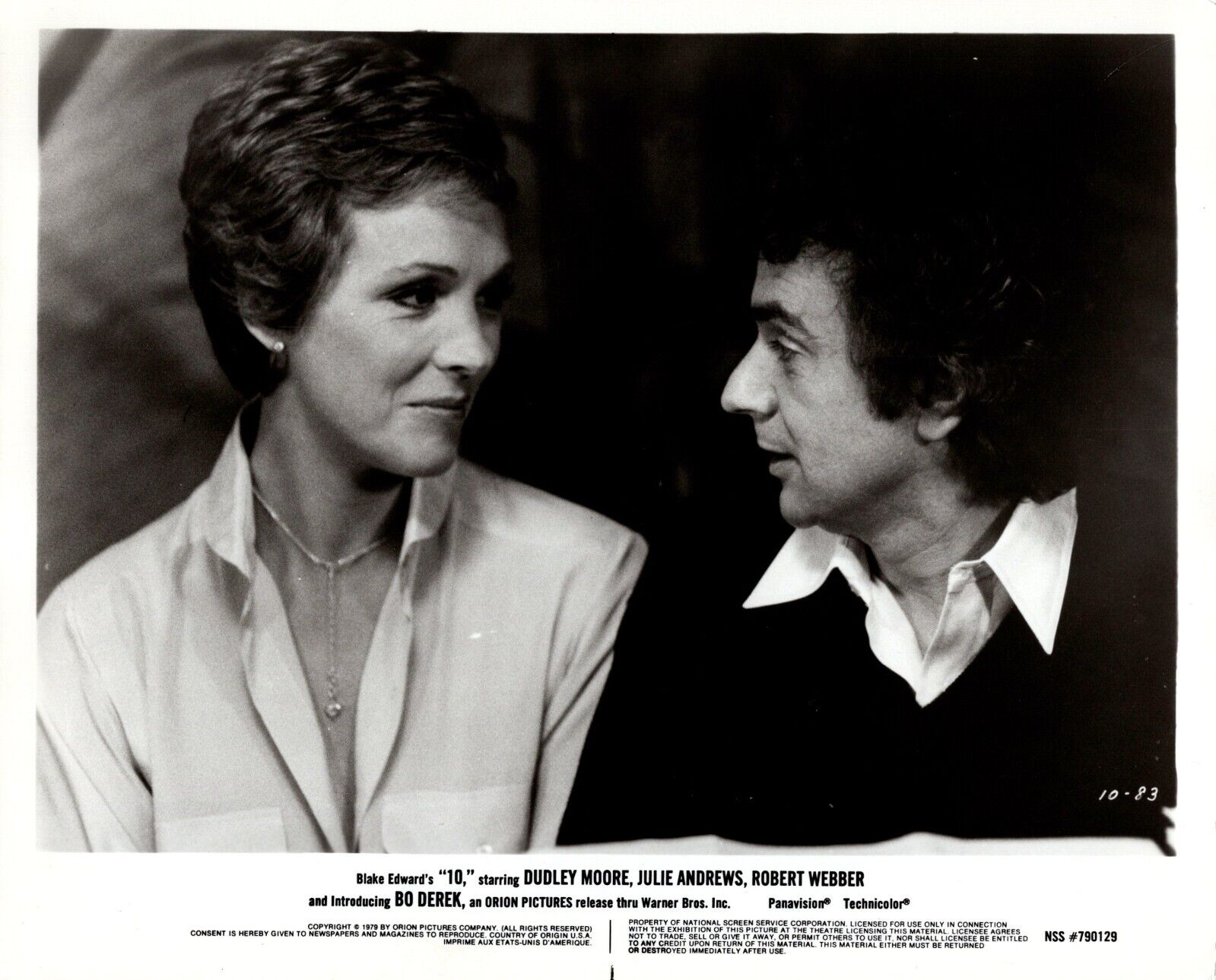 Dudley Moore + Julie Andrews in 10 (1979) 🎬⭐ Original Movie Scene Photo K 470