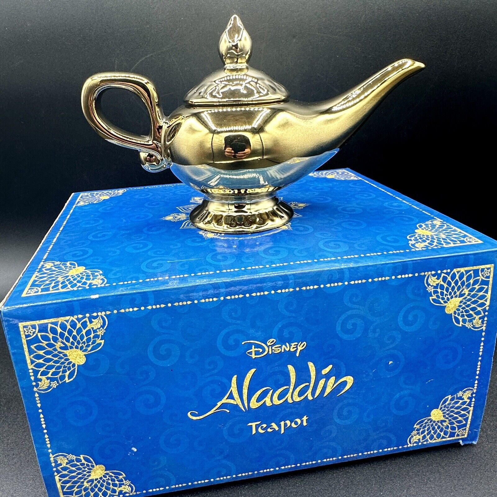 Disney Aladdin Genie's Lamp Teapot Authentic Disney Merch Gold Tone New In Box