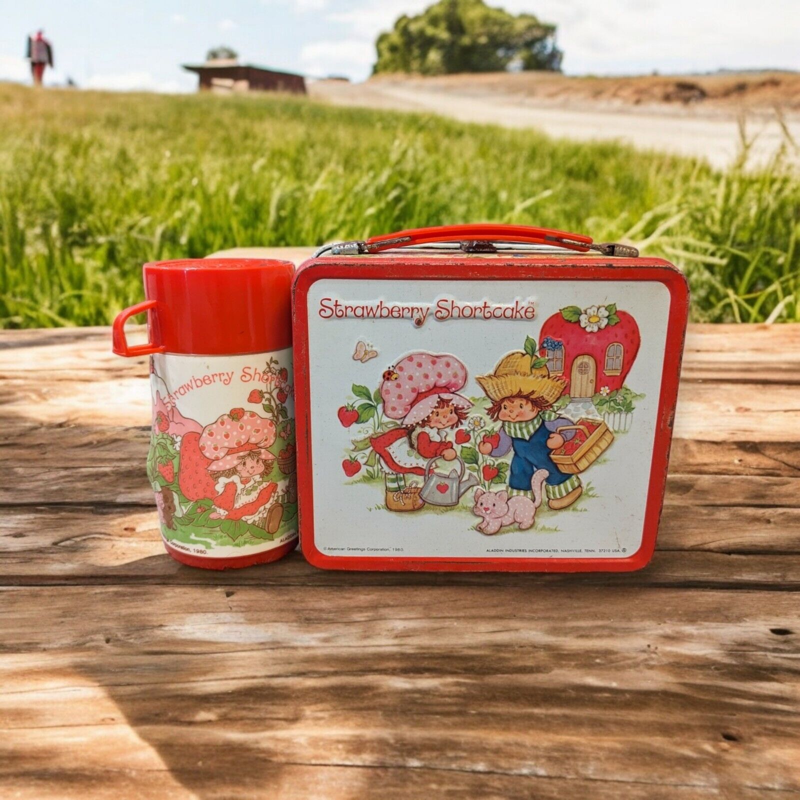 Vintage 1980 Strawberry Shortcake Metal Lunchbox w/ Thermos Red by Aladdin READ