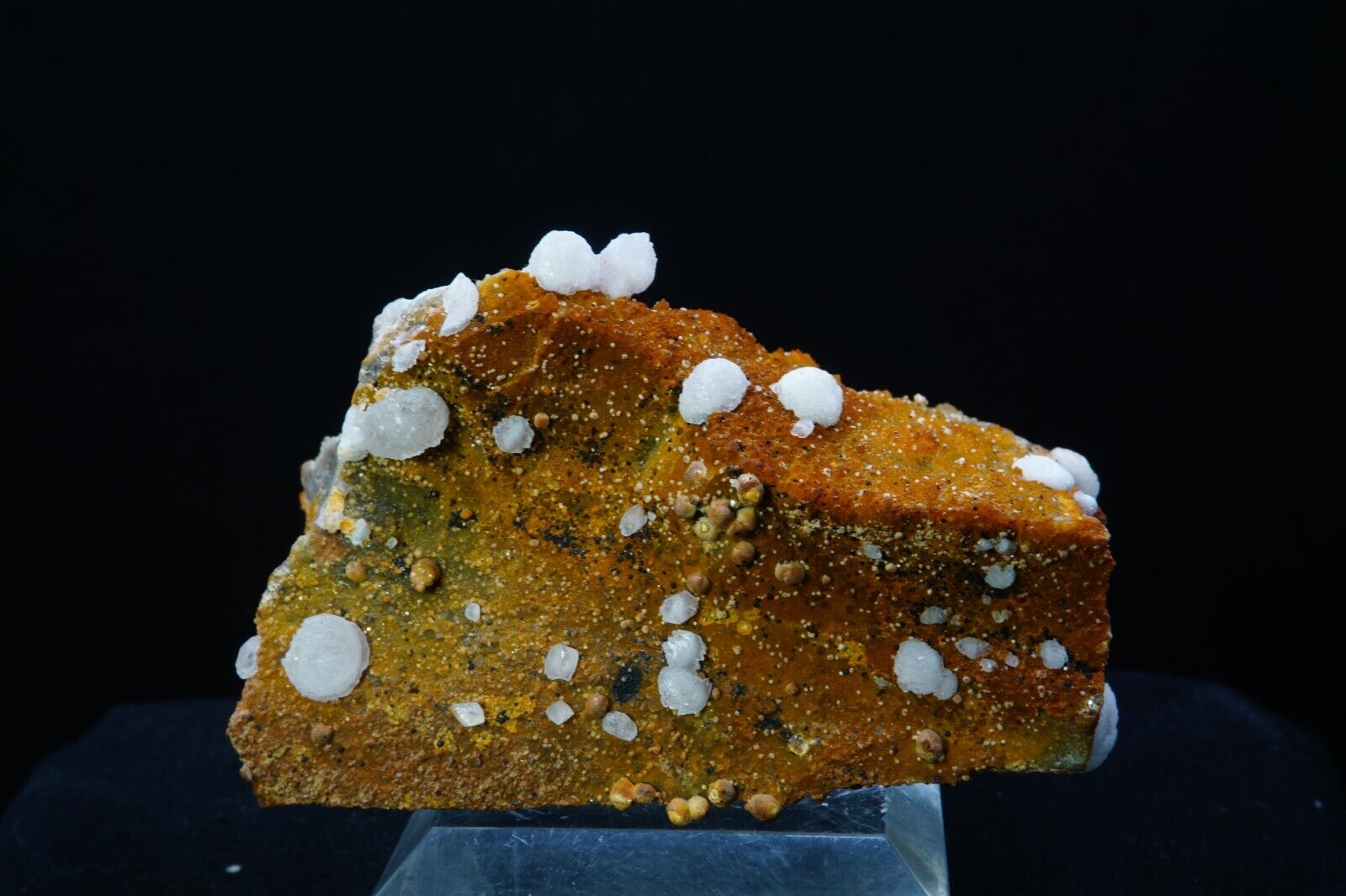 Smithsonite & Calcite / Rare 5.4cm Mineral Specimen / Monte Cristo Mine, Arkansa