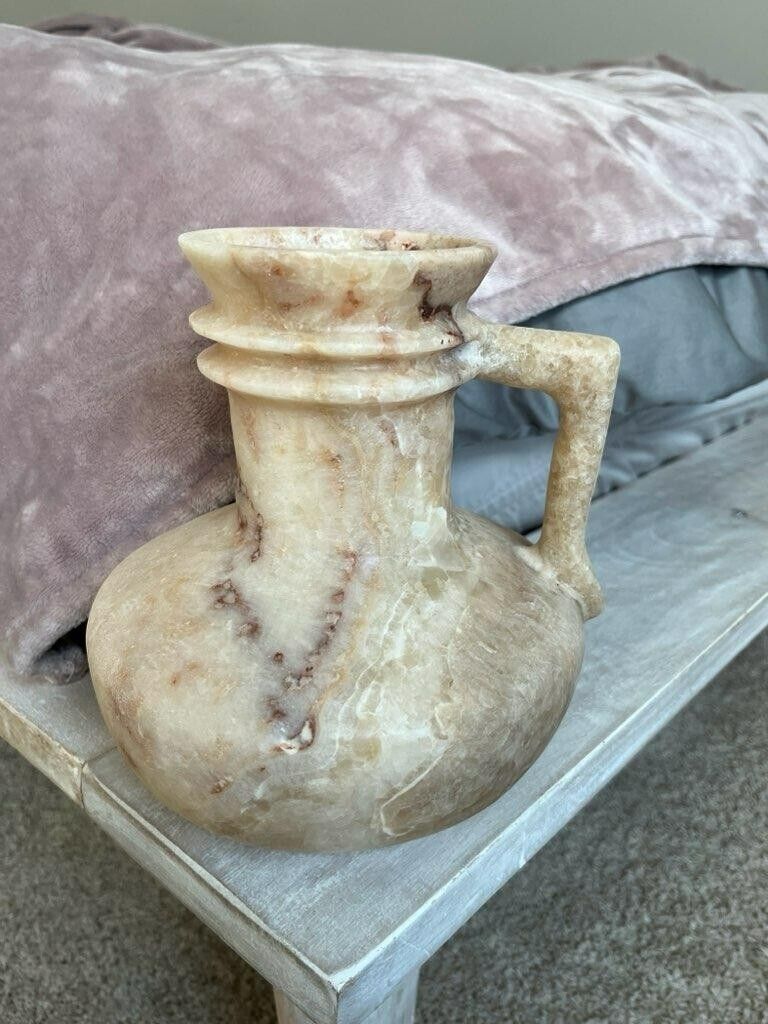 Museum Replica Beautiful Egyptian Hand Carved Alabaster Vase (8 x 8 Inches)