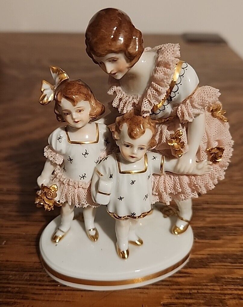Furstenberg Dresden Mother & Children Figurine Family 1940\'s 