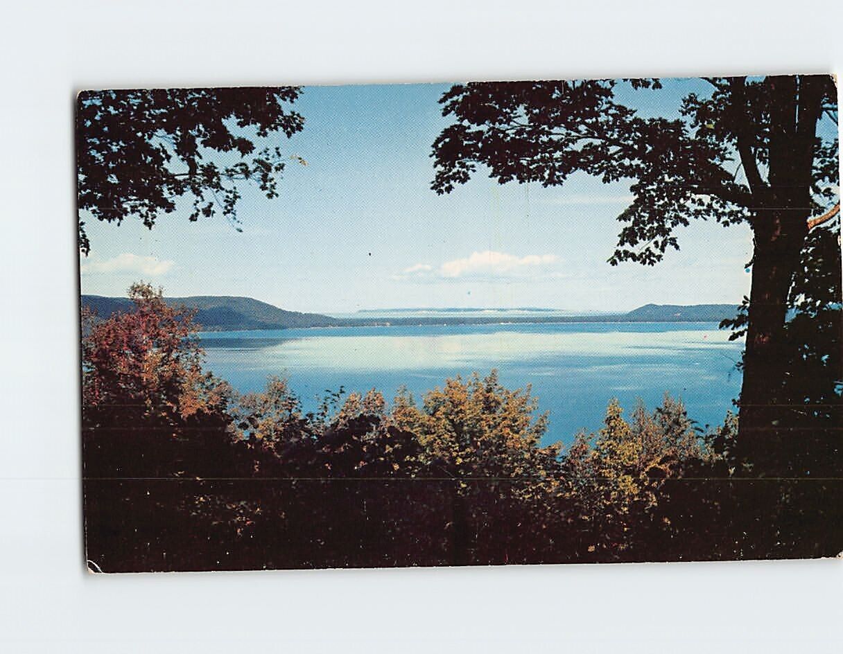 Postcard Michigans Beautiful Glen Lake Michigan USA