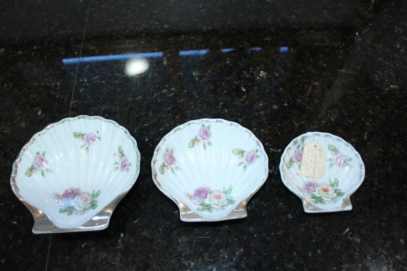 Vintage Berkshire China Accents 3 Piece Shell Set Gold Guilding