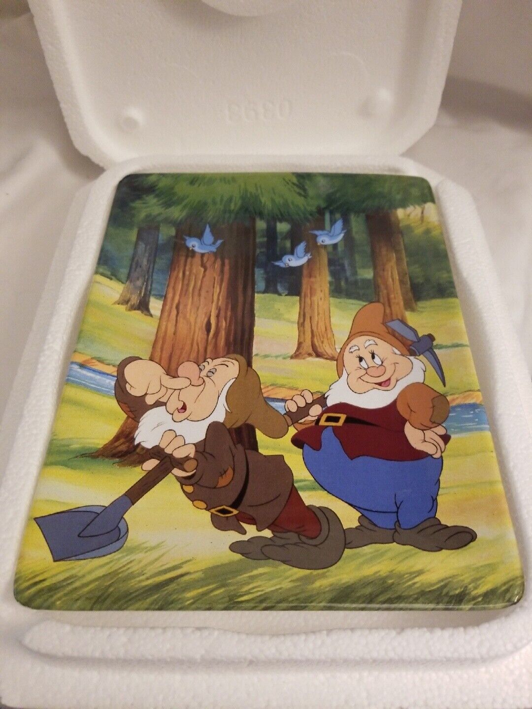 Walt Disney Snow White & the Seven Dwarfs AH-AH-AH-CHOO Plate - Limited - COA