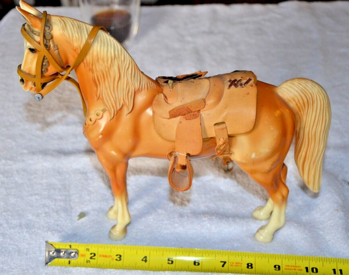 VINTAGE 1950\'s Breyer #57 Palomino Western Horse w/ saddle or chain reins