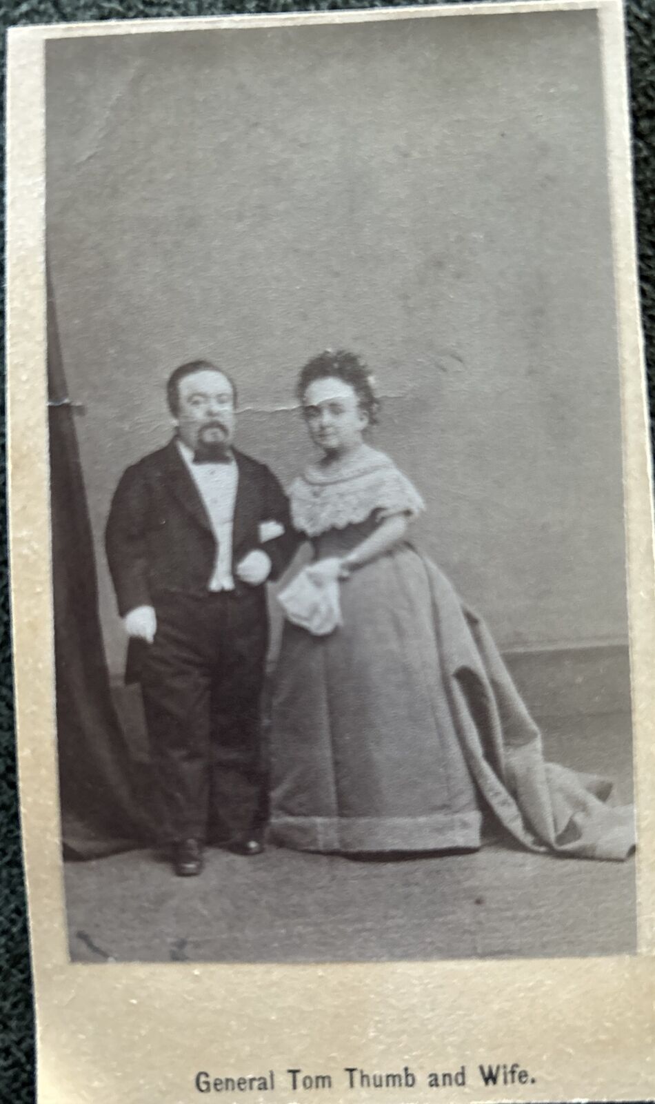 1800 Vintage Picture General Tom Thumb and Wife