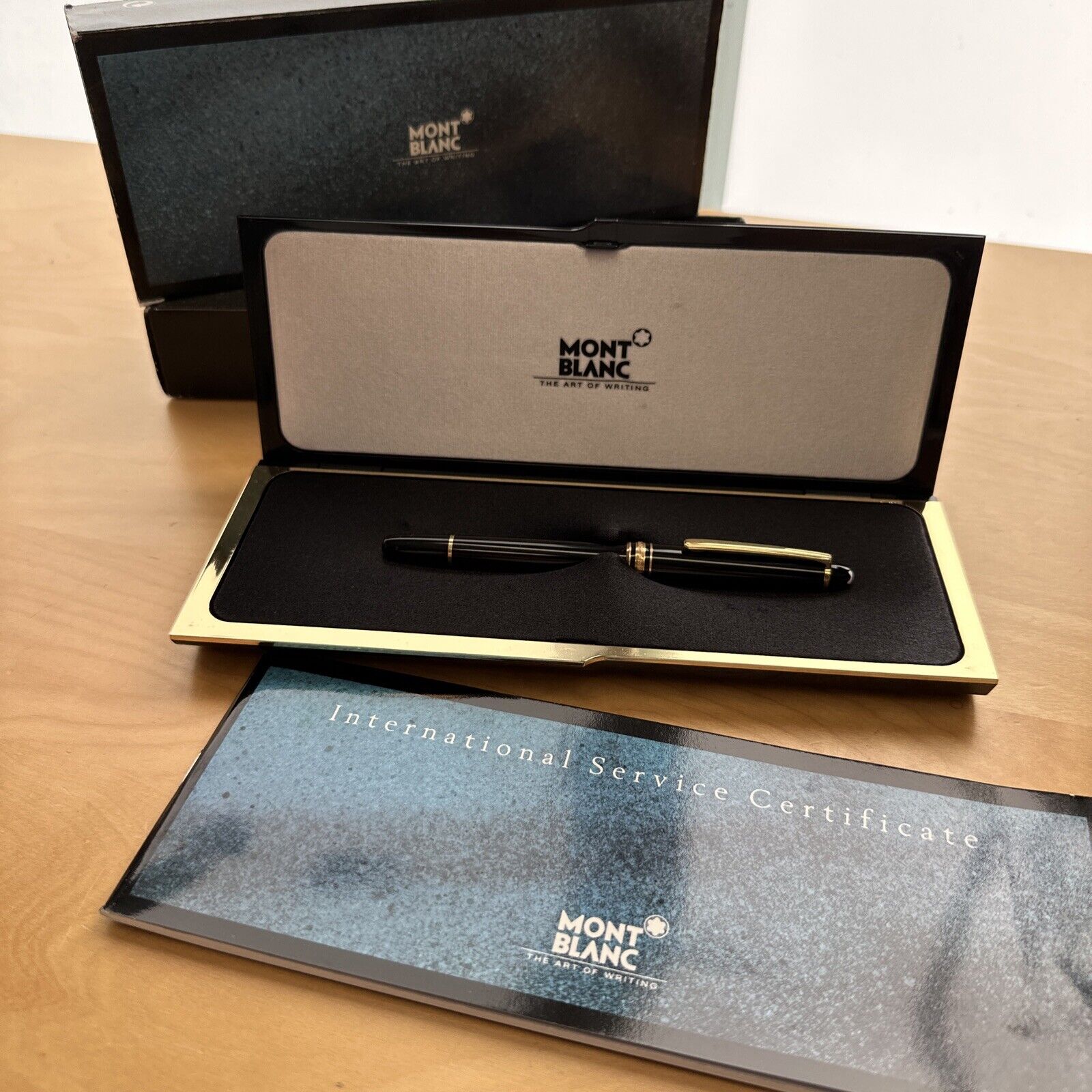 Montblanc MEISTERSTÜCK Fountain Pen Cartridge 585 14K Nib Black/Gold w/ Case Box