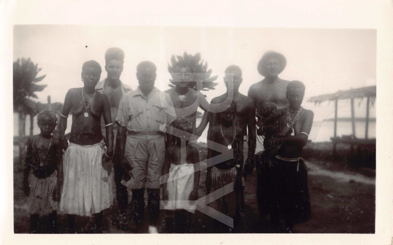 Old Photo Snapshot Group Of Indigenous Congo Tribe 2A9