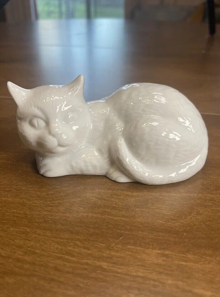 Cat Figurine Vintage Otagiri? Japan White Cat 5”