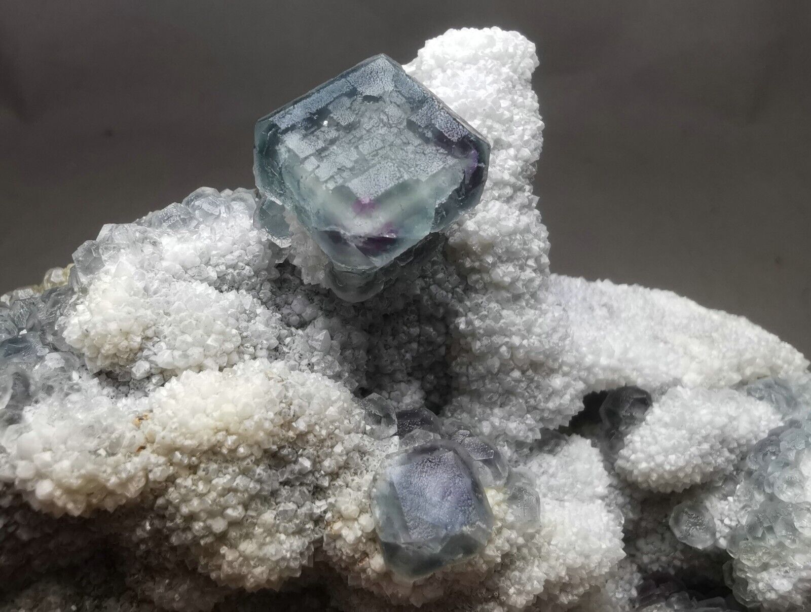 Rare Beauty Transparent Morandi Fluorite Crystal Mineral Specimen/C​hina 601g