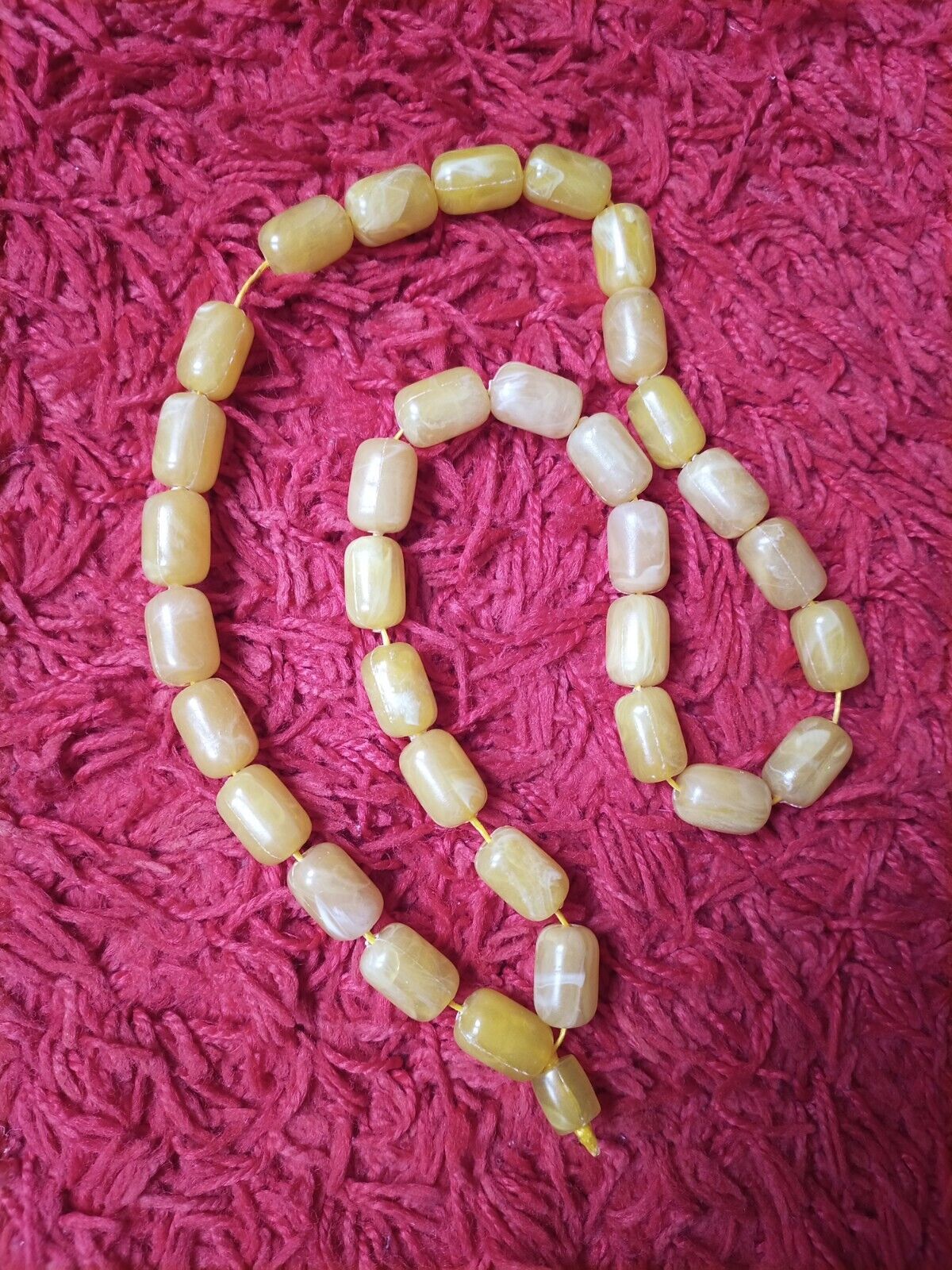 Old yellow rosary 33 prayer beads 78 grams