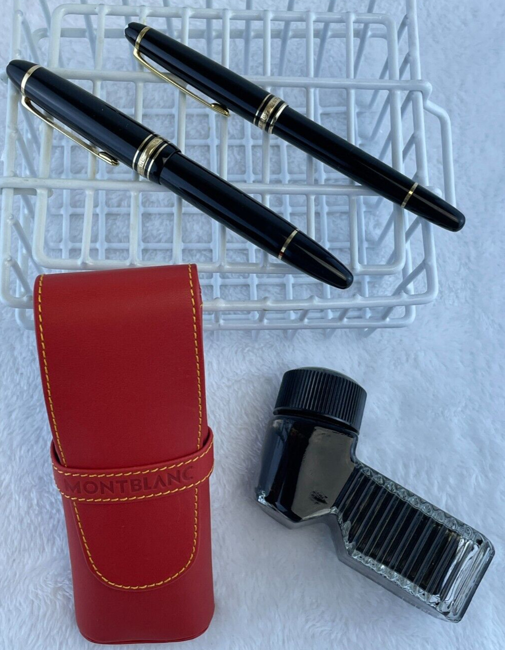 Montblanc Meisterstruck 146/4810 Fountain and Ballpoint Pen Set Red Leather Case