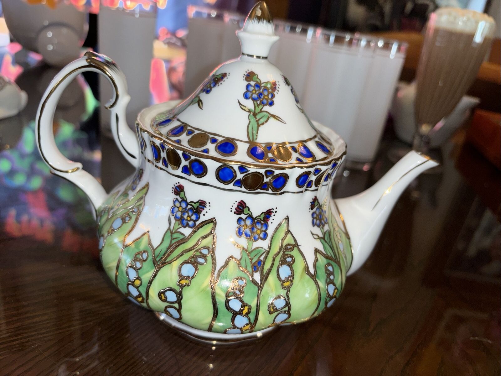 Decorative Cloisonné STYLE Fancy Porcelain Full Size Tea Pot Butterfly Foliage