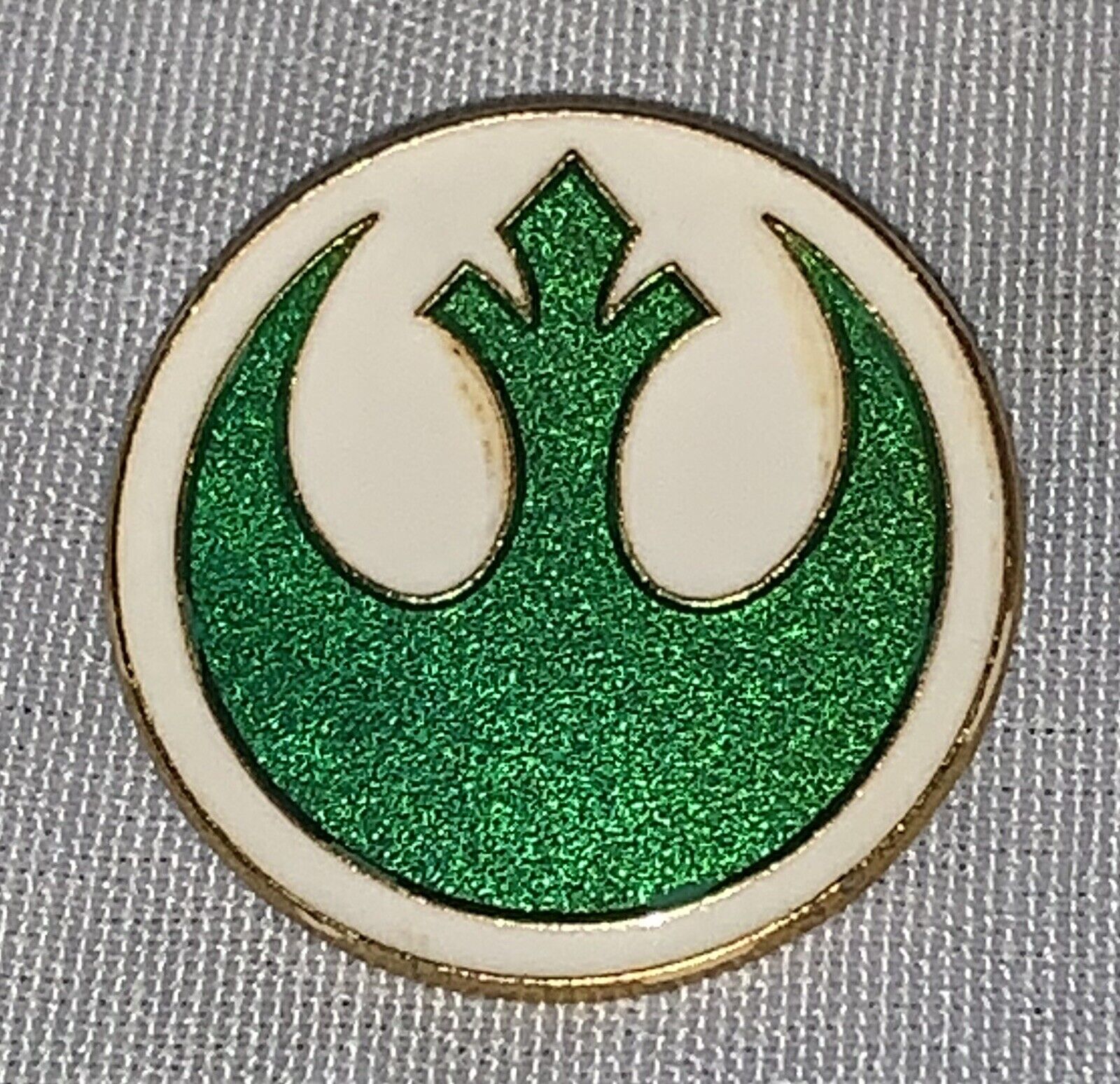 e2 Disney Trading Pin Green Rebel Alliance Symbol Emblems Booster Star Wars