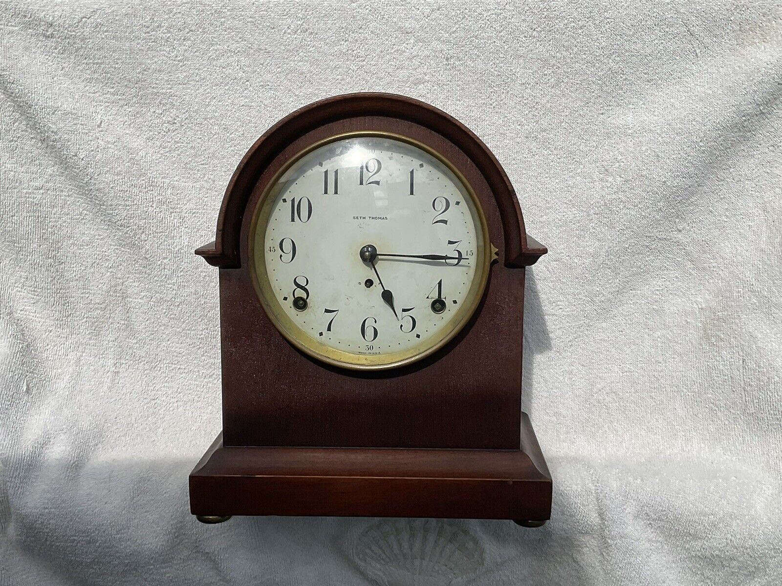 Antique Seth Thomas 8 Day  Beehive Style Clock In Good Running Condition