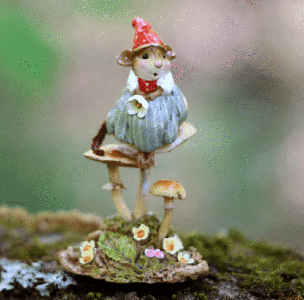 Wee Forest Folk Miniature Figurine M-580 - Daydreamer