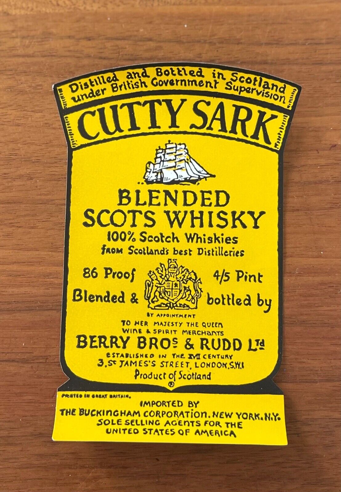 Vintage Cutty Sark Scots Whiskey Labels Unused from 1970's  4/5 Pint Bottle 