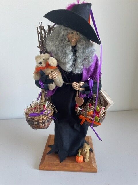 Lynn Haney Collection - 1994 Candy Witch  Style #173