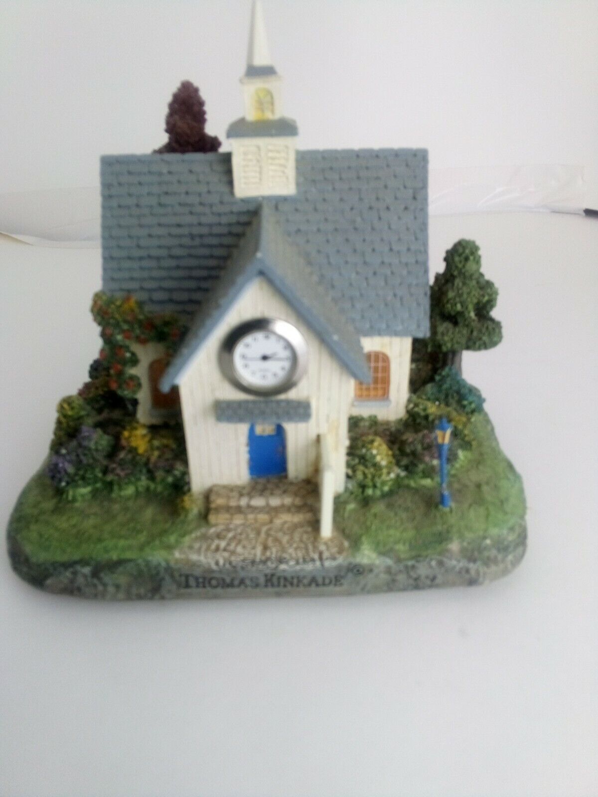 Thomas Kinkade Cottage Village The Forest Chapel Church Lighted Statue Clock