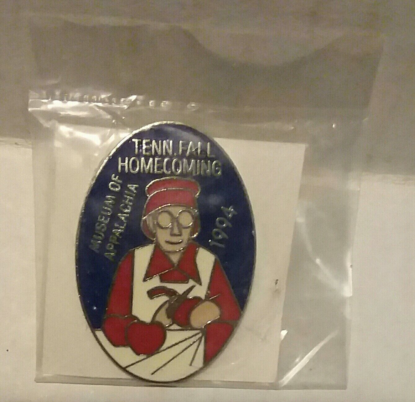 Museum of Appalachia 1994 Tennessee Fall Homecoming Enamel Pinback NWOT New