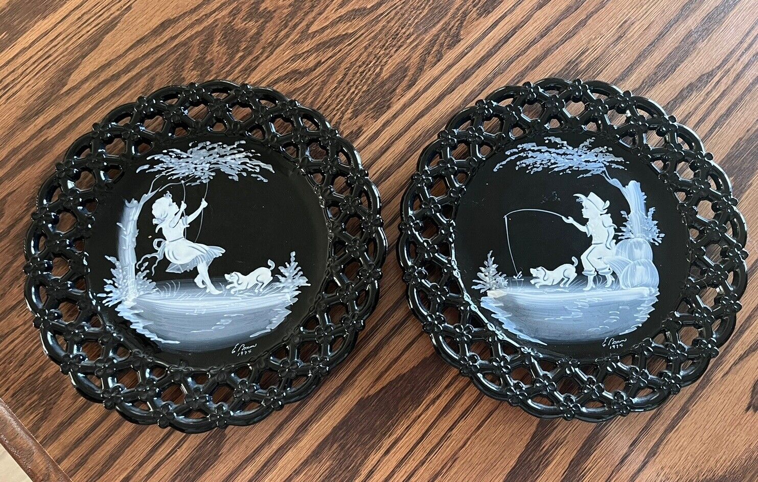 Set Of 2 Steeley Westmoreland 1974 Black Glass Reticulated Plates