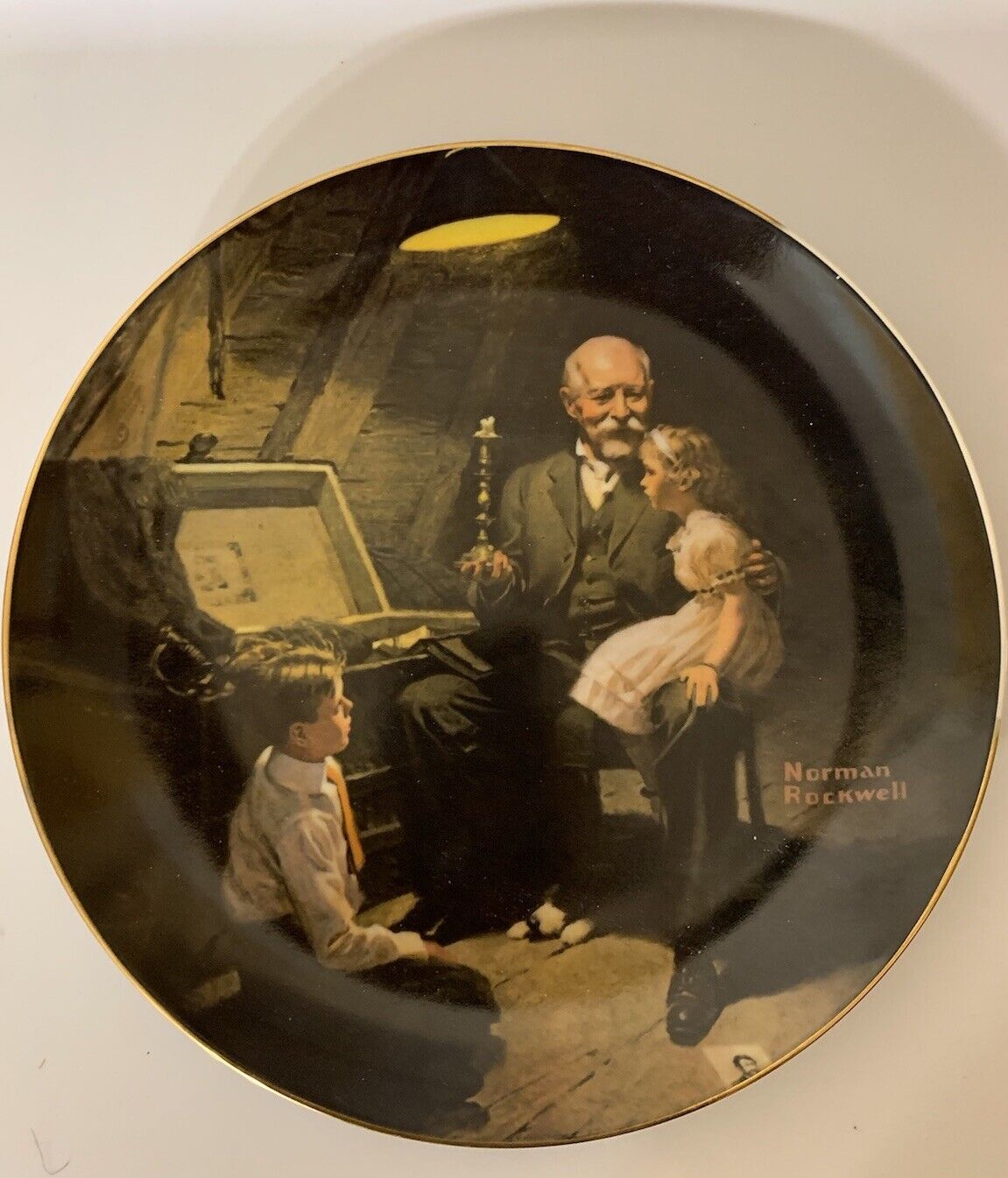Norman Rockwell Grandpa\'s Treasure Chest Light Campaign Series Plate 6062F