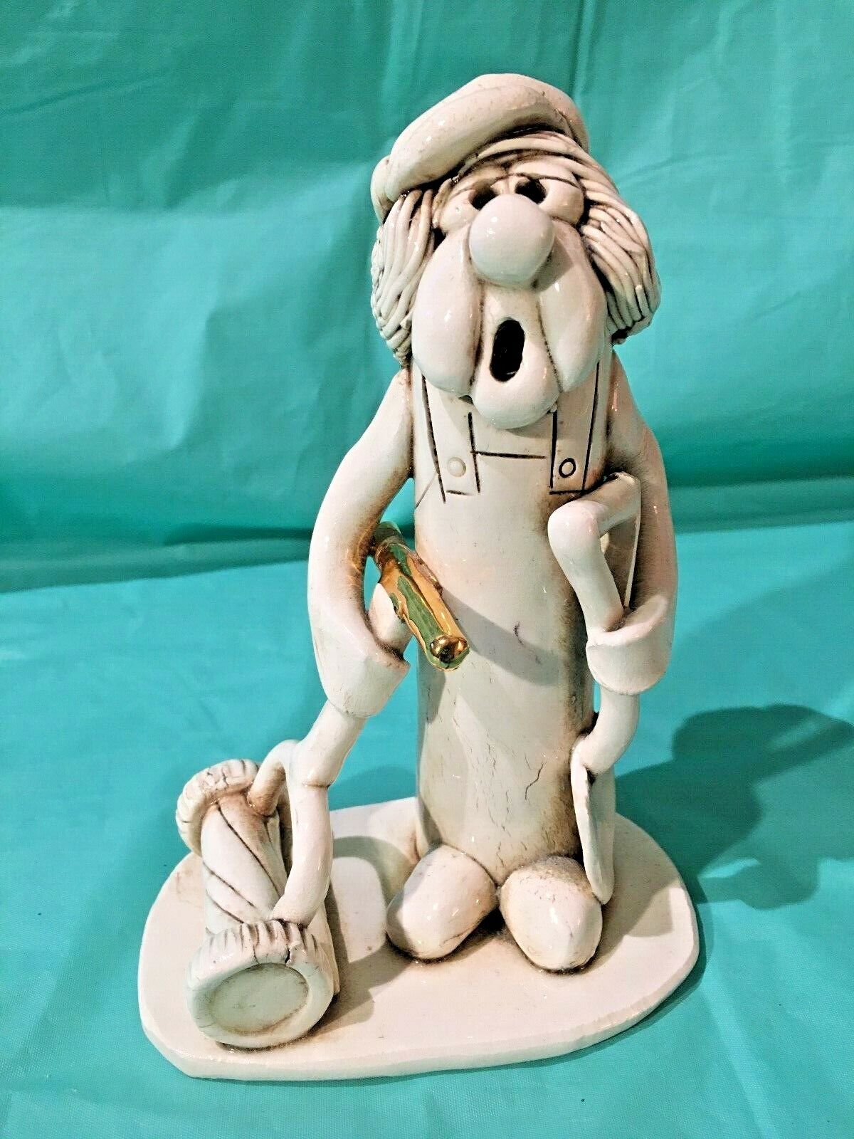 Vintage Handcrafted Pottery Gardener Figurine by Peck 1987