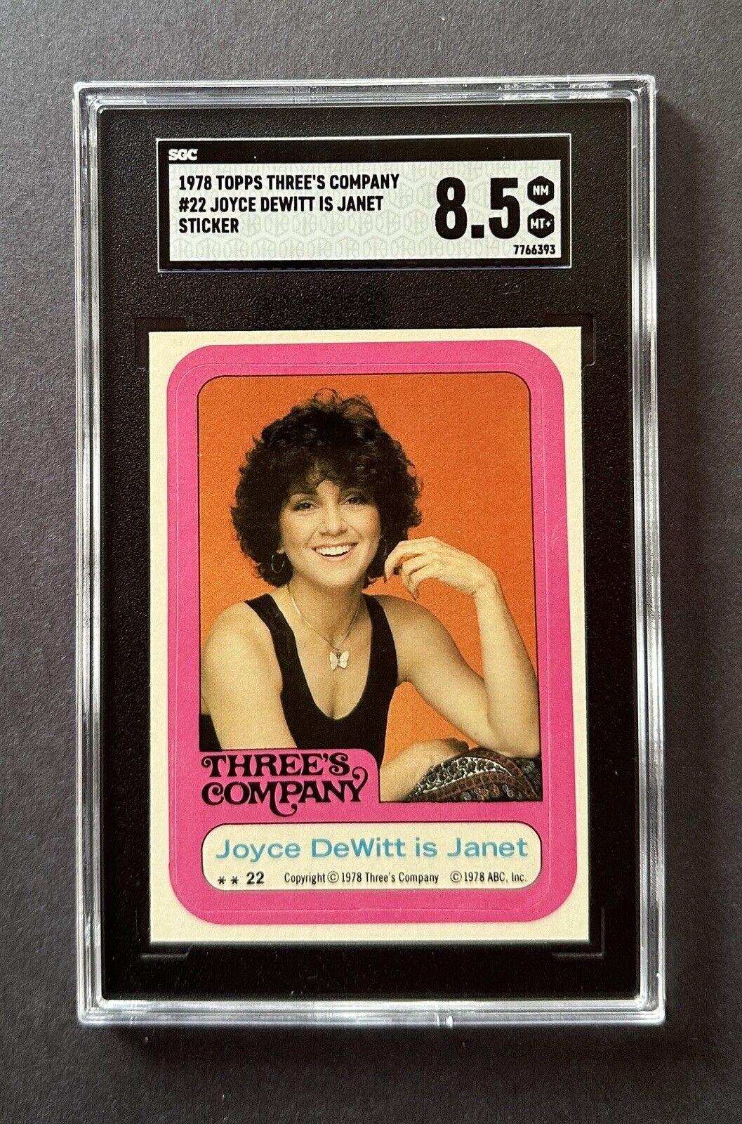1978 Topps Three\'s Company JOYCE DEWITT IS JANET #22 Rookie RC SGC 8.5 NM-MT+
