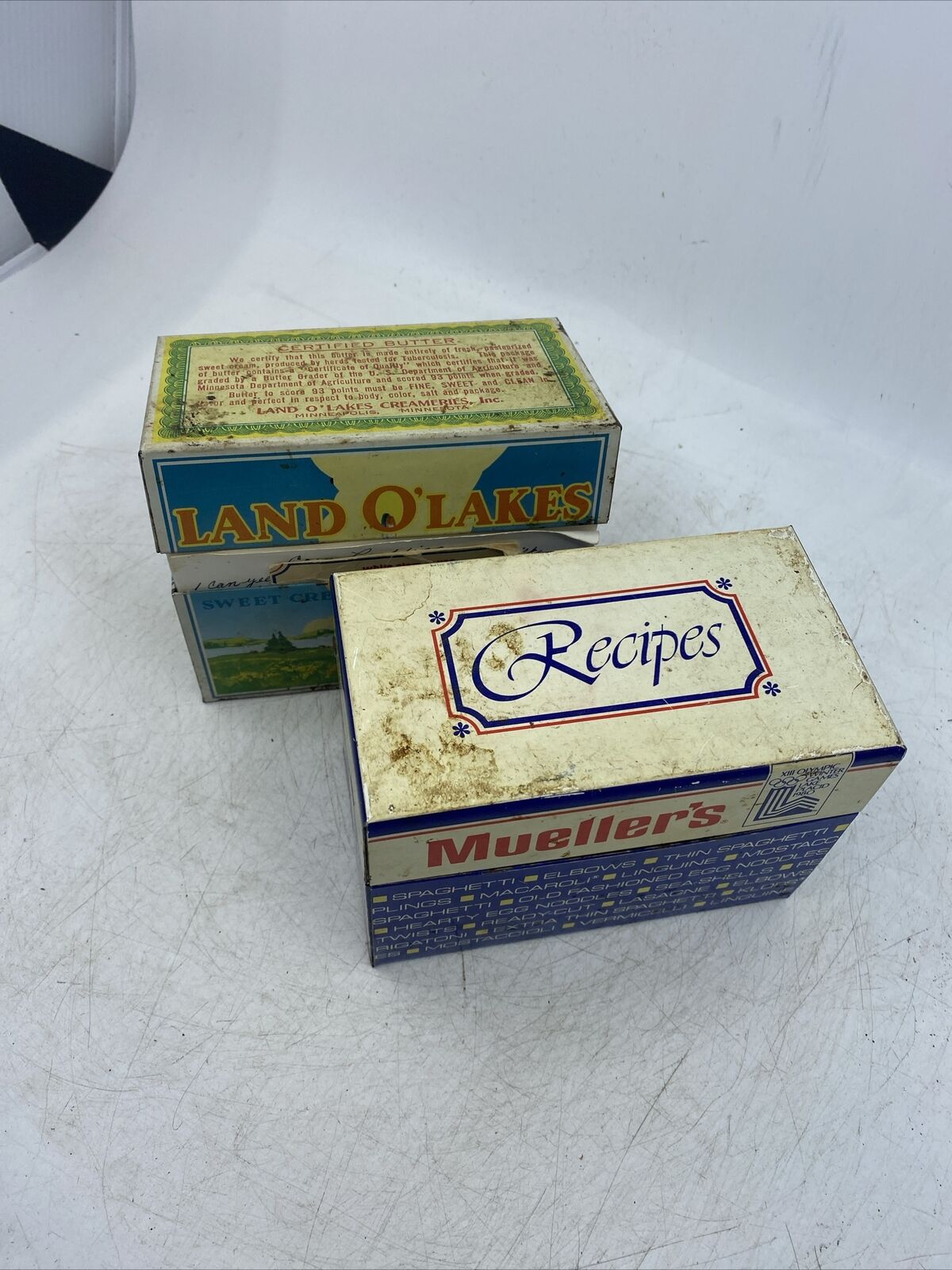 Land O Lakes Tin Recipe Box And Mullets Filled