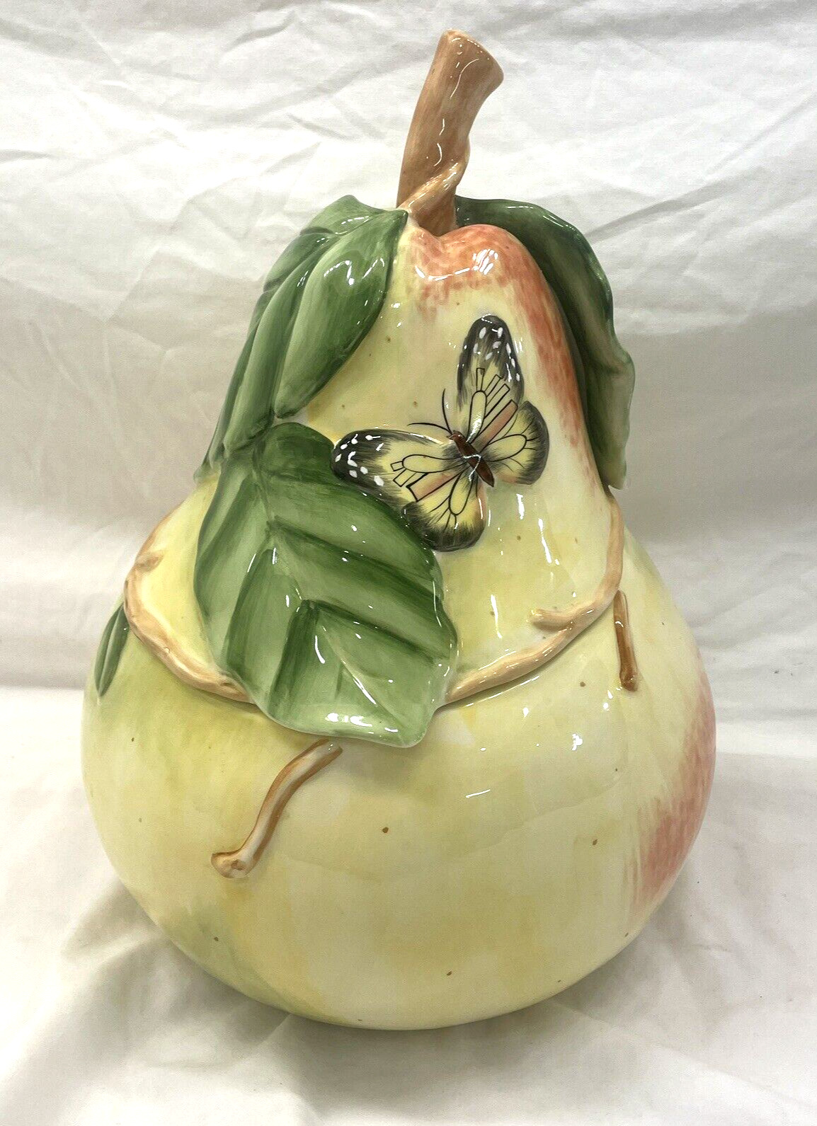 FITZ AND FLOYD SOMMER HILL COOKIE JAR RAISED PEAR AND BUTTERFLIES
