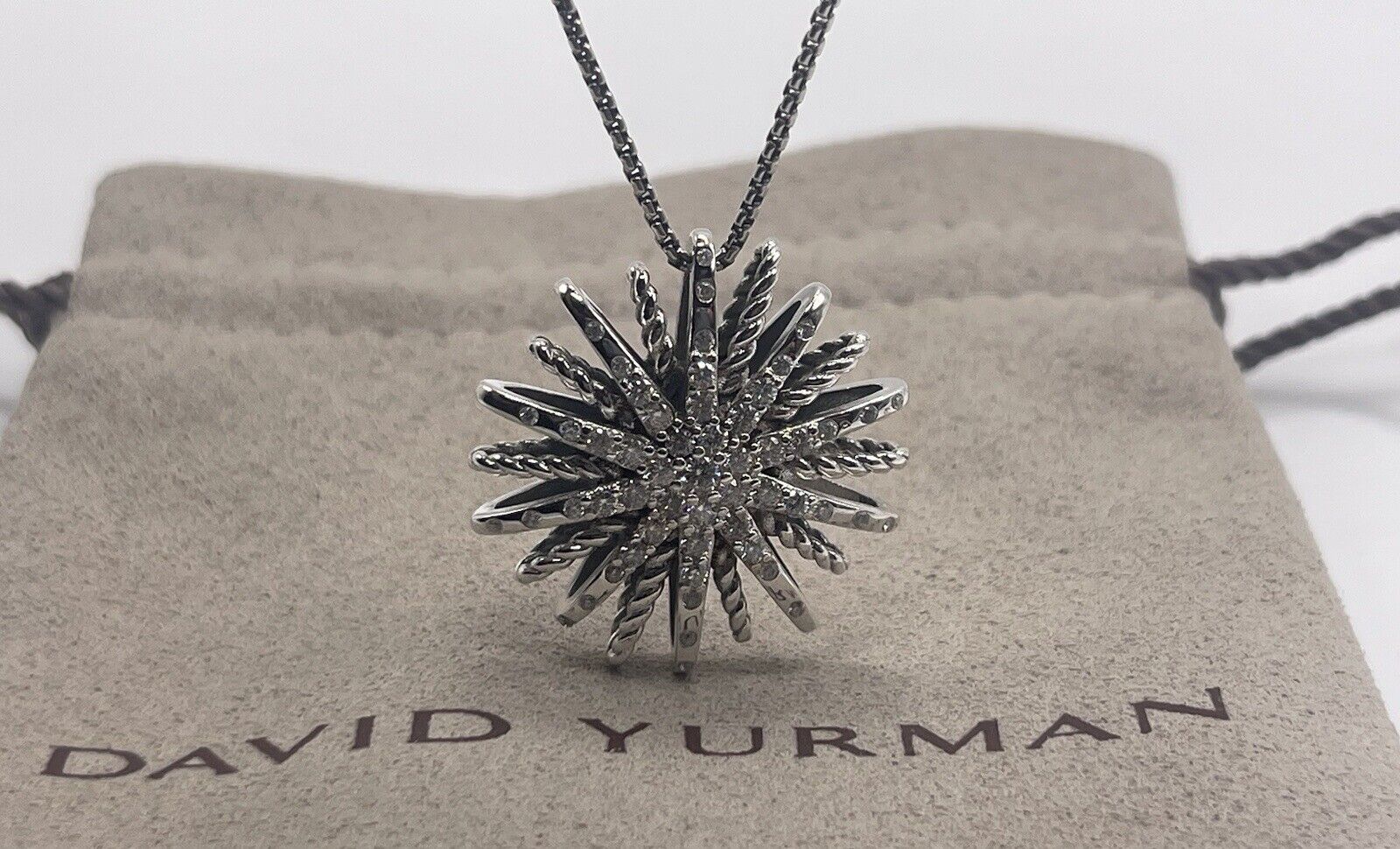 David Yurman 925 26mm Sterling Silver Diamonds Starburst Pendant Necklace