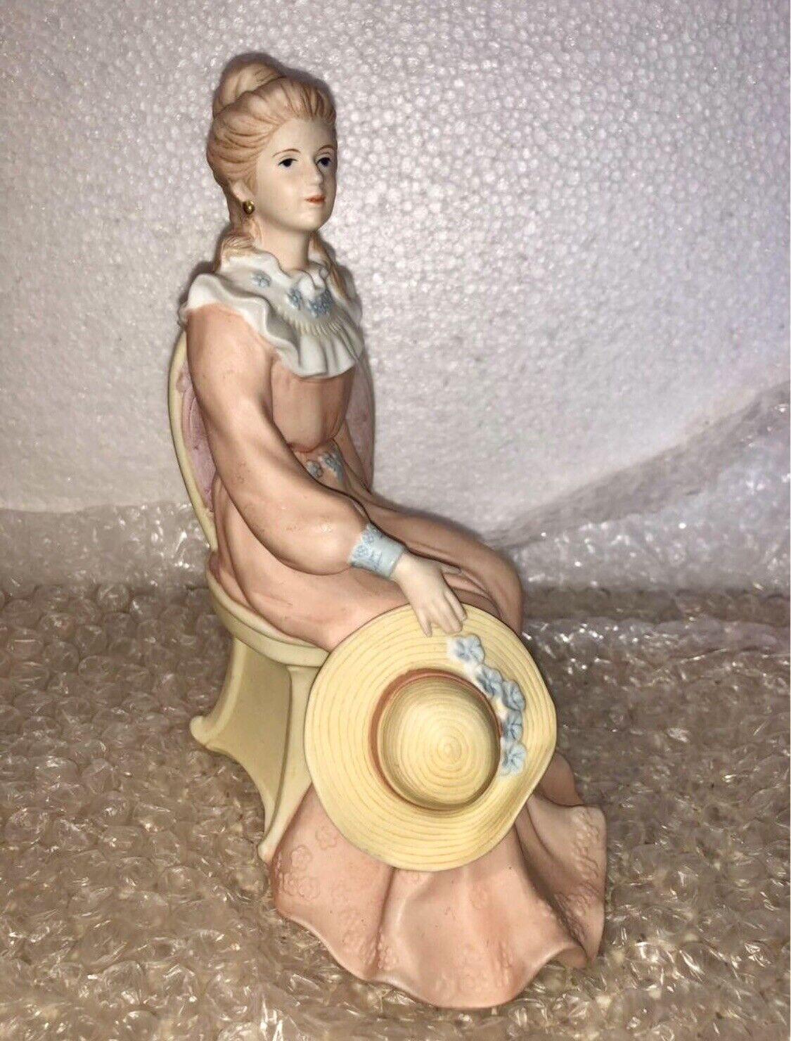 VINTAGE HOMCO PORCELAIN BISQUE “LADY SITTING IN CHAIR” FIGURINE