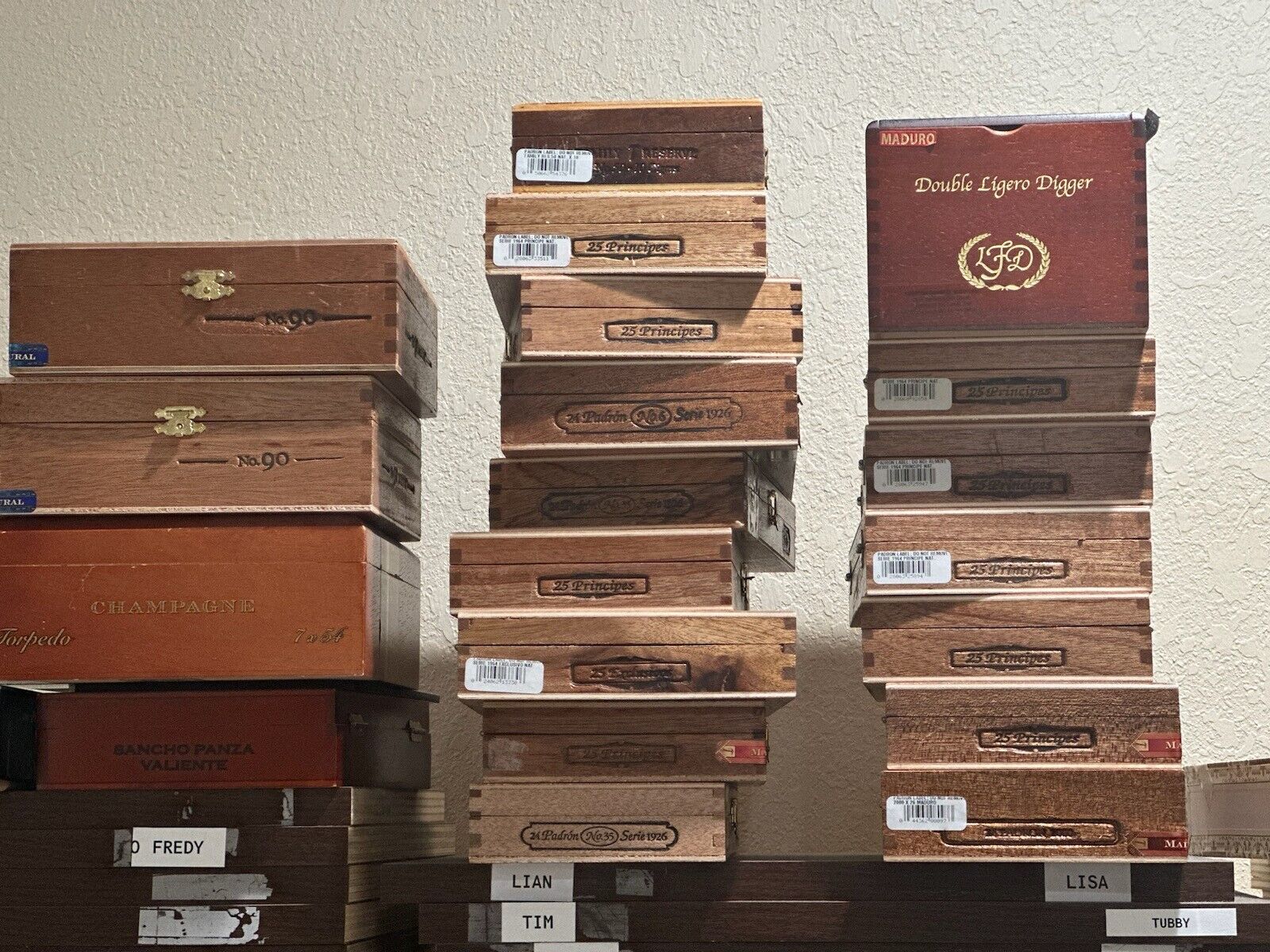 1 EMPTY Wood Cigar Box Empty - Random Brand & sizes