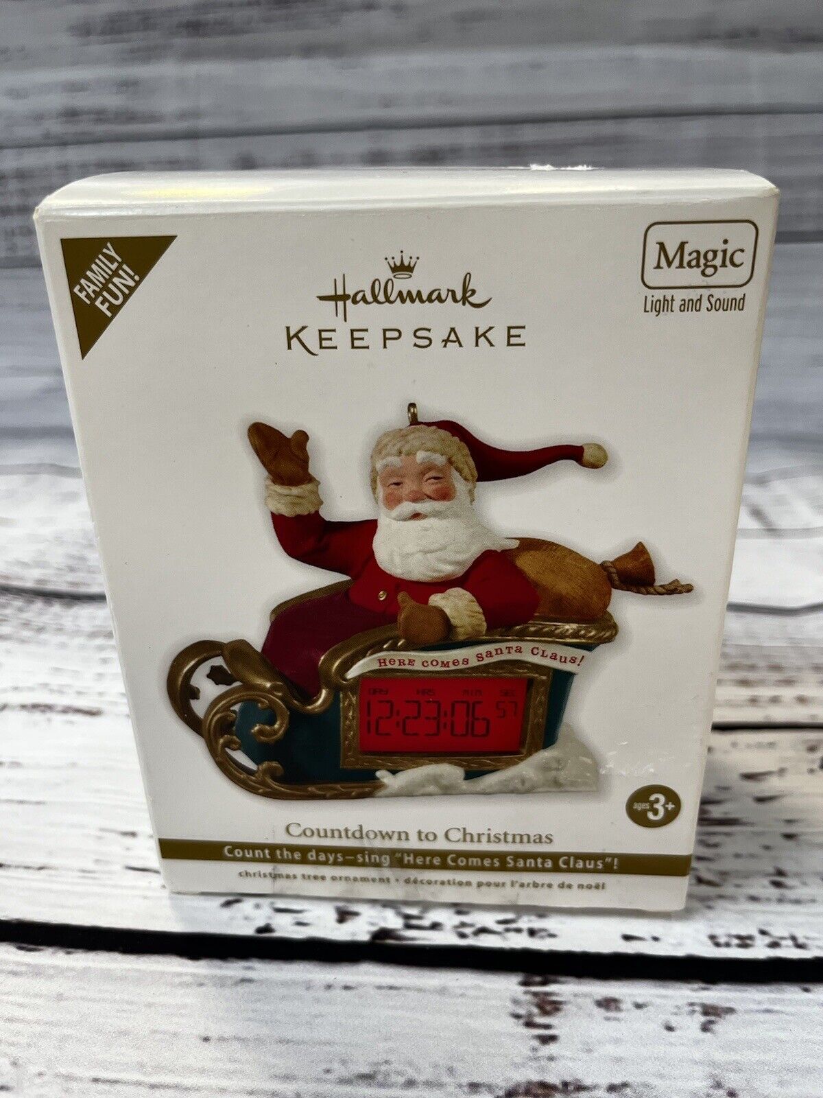 2012 Hallmark Keepsake Ornament Countdown To Christmas Magic Light & Sound Santa