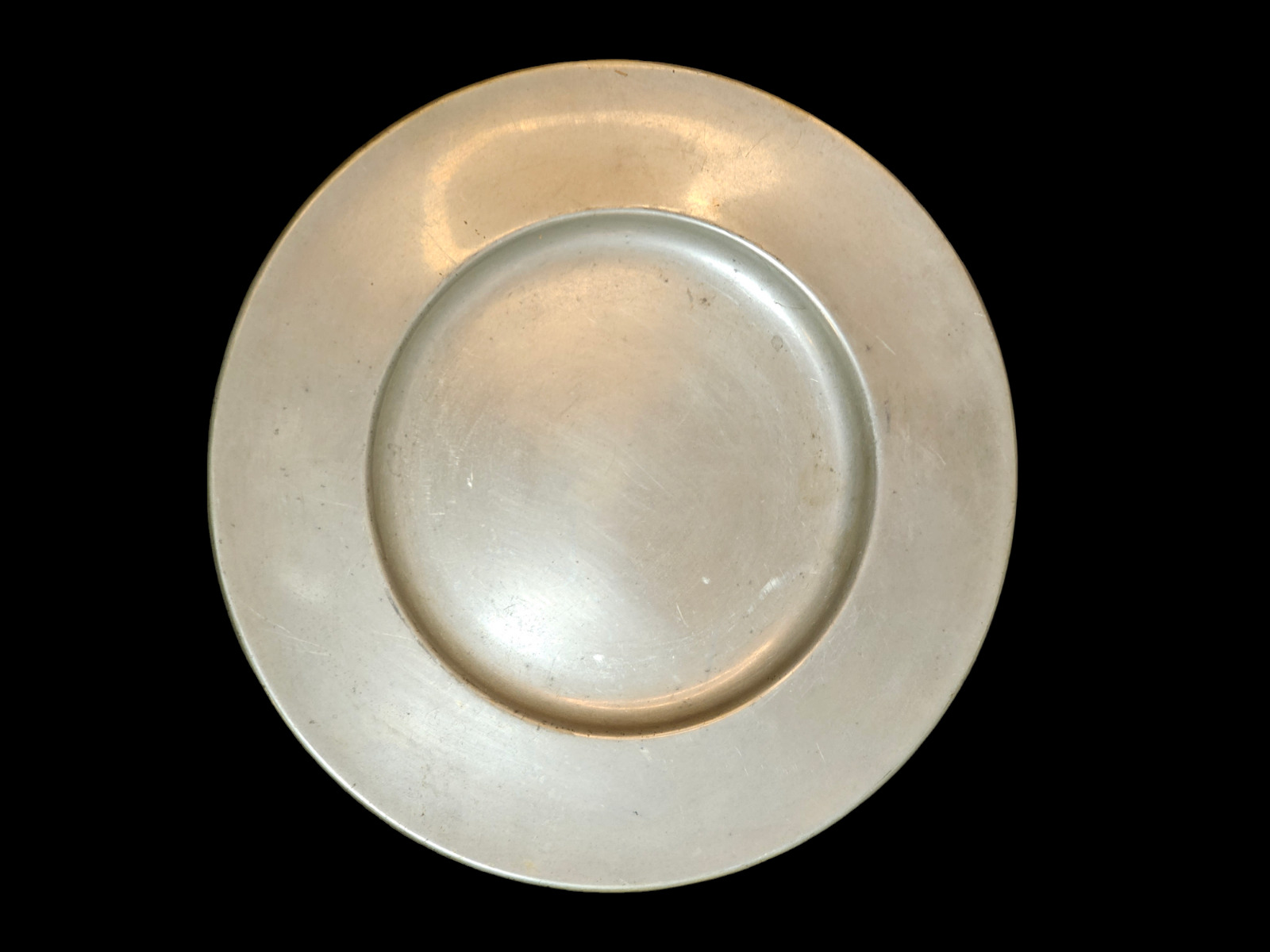 Pewter plate 9.5\