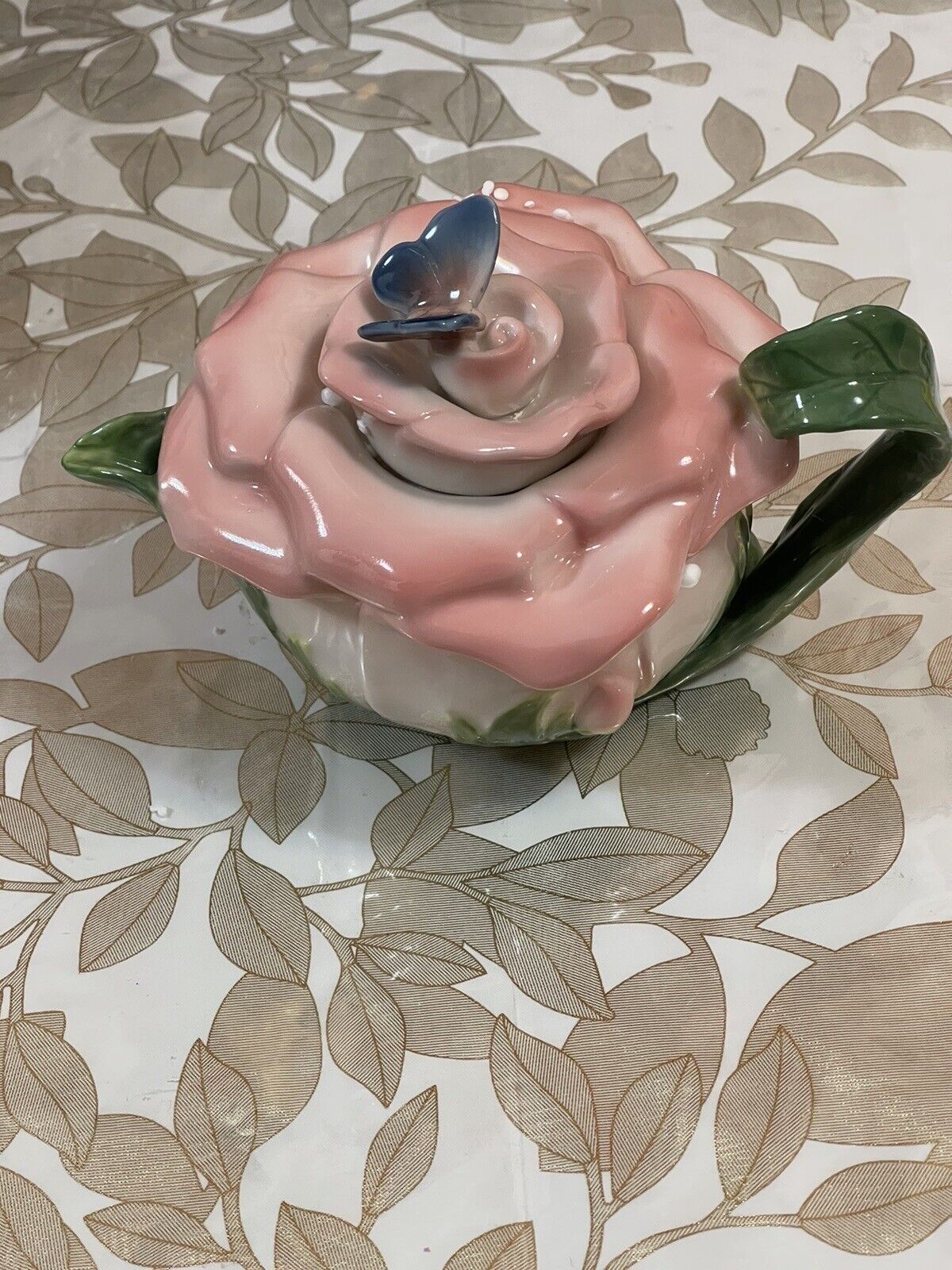 NEW COLLECTIBLE PORCELAIN 3D COSMOS WHITE PINK GREEN FLOWER TEAPOT-8OZ