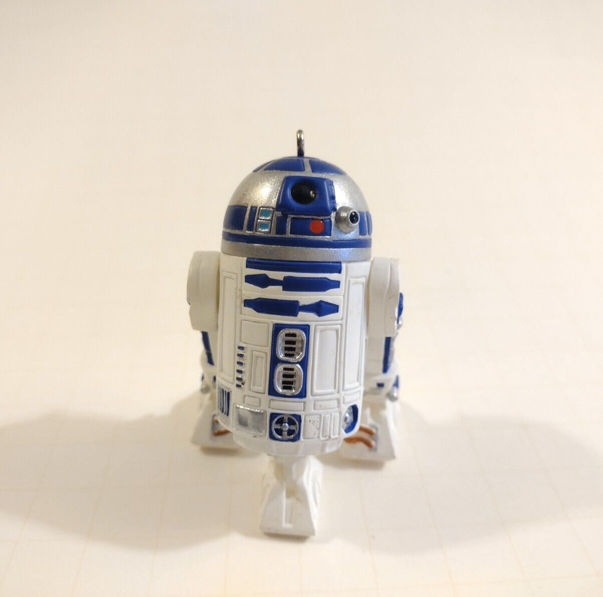 Hallmark Keepsake Ornament Star Wars R2-D2 (with sound), 2001 Vtg Collectible 