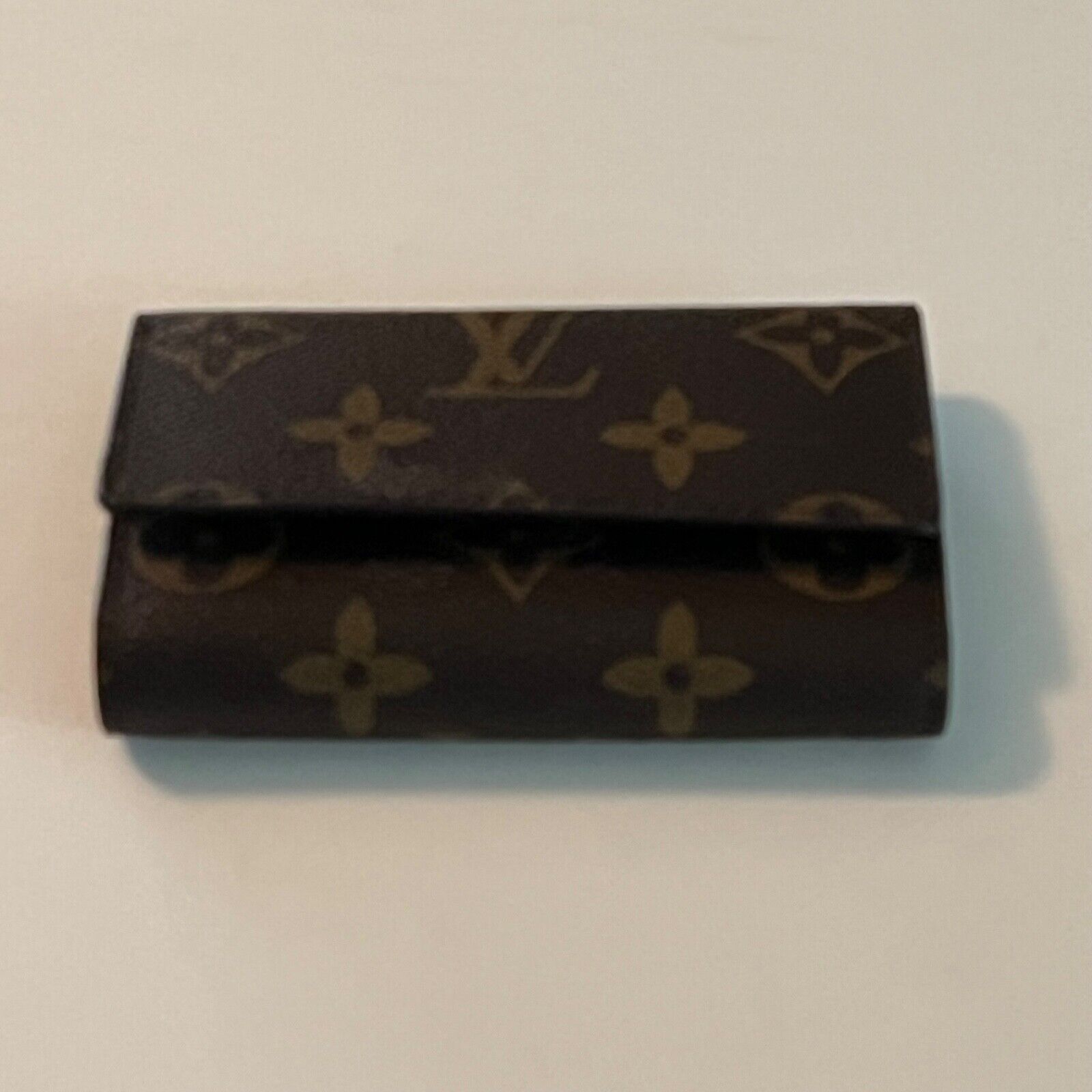 Authentic Louis Vuitton Monogram 6 Key holder - Keys Case 