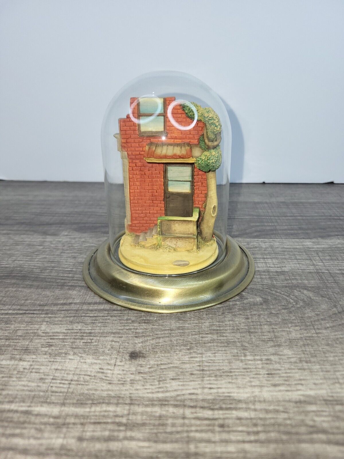Goebel Olszewski Miniatures First Edition Homecoming Display Glass Dome